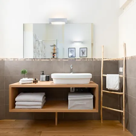 Appartamento In The Old Town Of - Monicacomoapartment