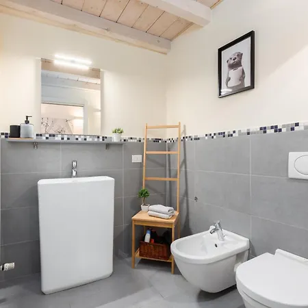 In The Old Town Of - Monicacomoapartment * Côme