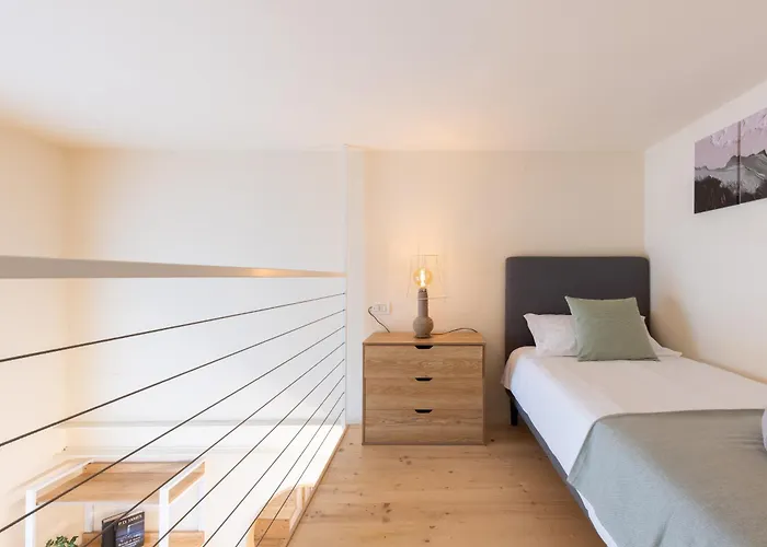 In The Old Town Of - Monicacomoapartment Como