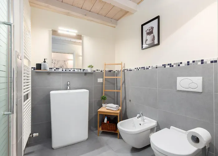 In The Old Town Of - Monicacomoapartment * Como