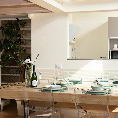 In The Old Town Of - Monicacomoapartment 公寓